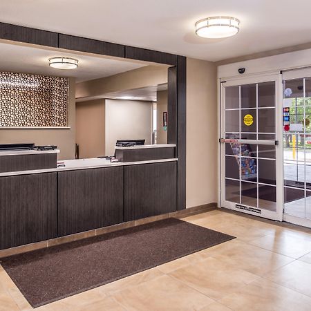 Candlewood Suites - Topeka West By Ihg Bagian luar foto