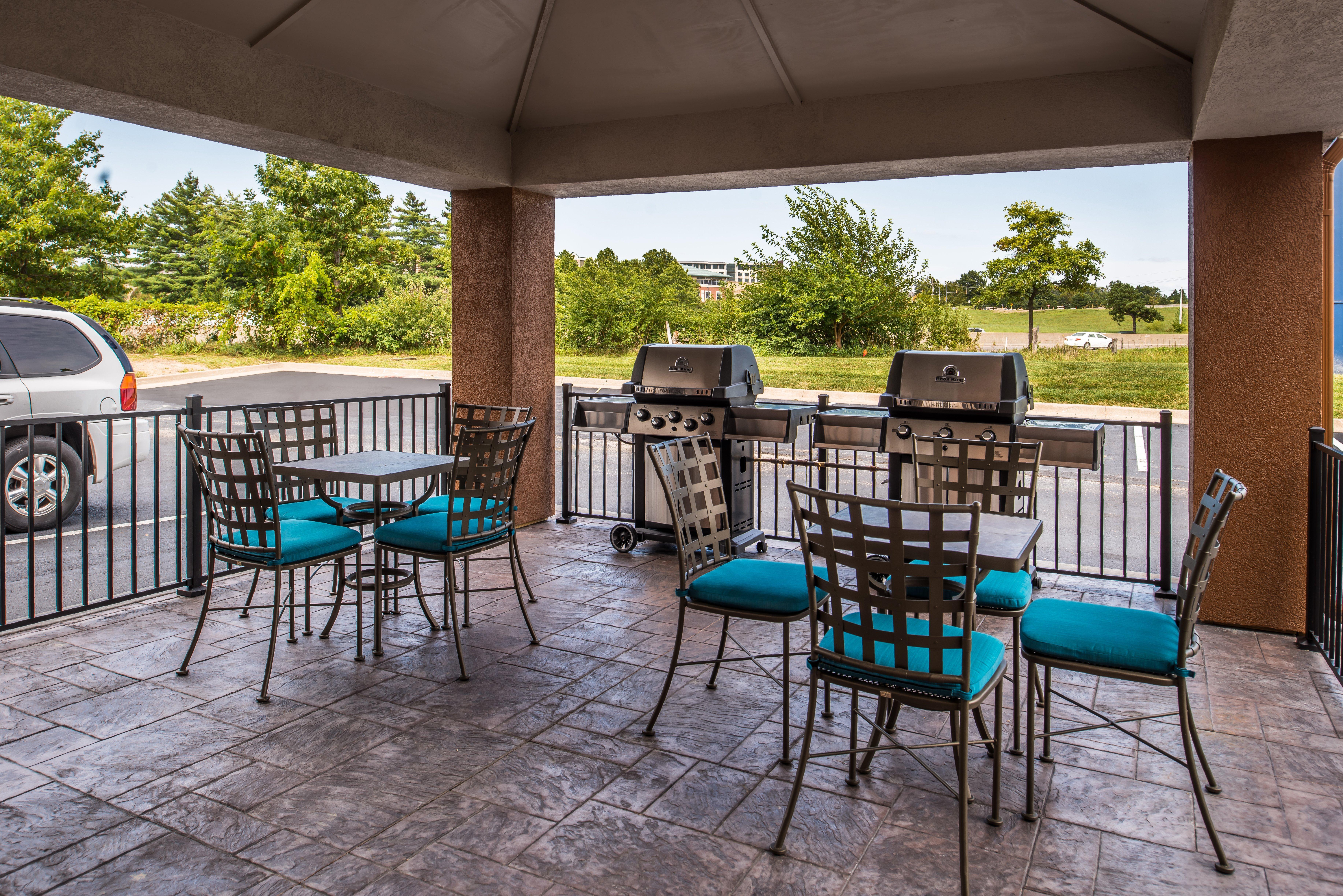 Candlewood Suites - Topeka West By Ihg Bagian luar foto