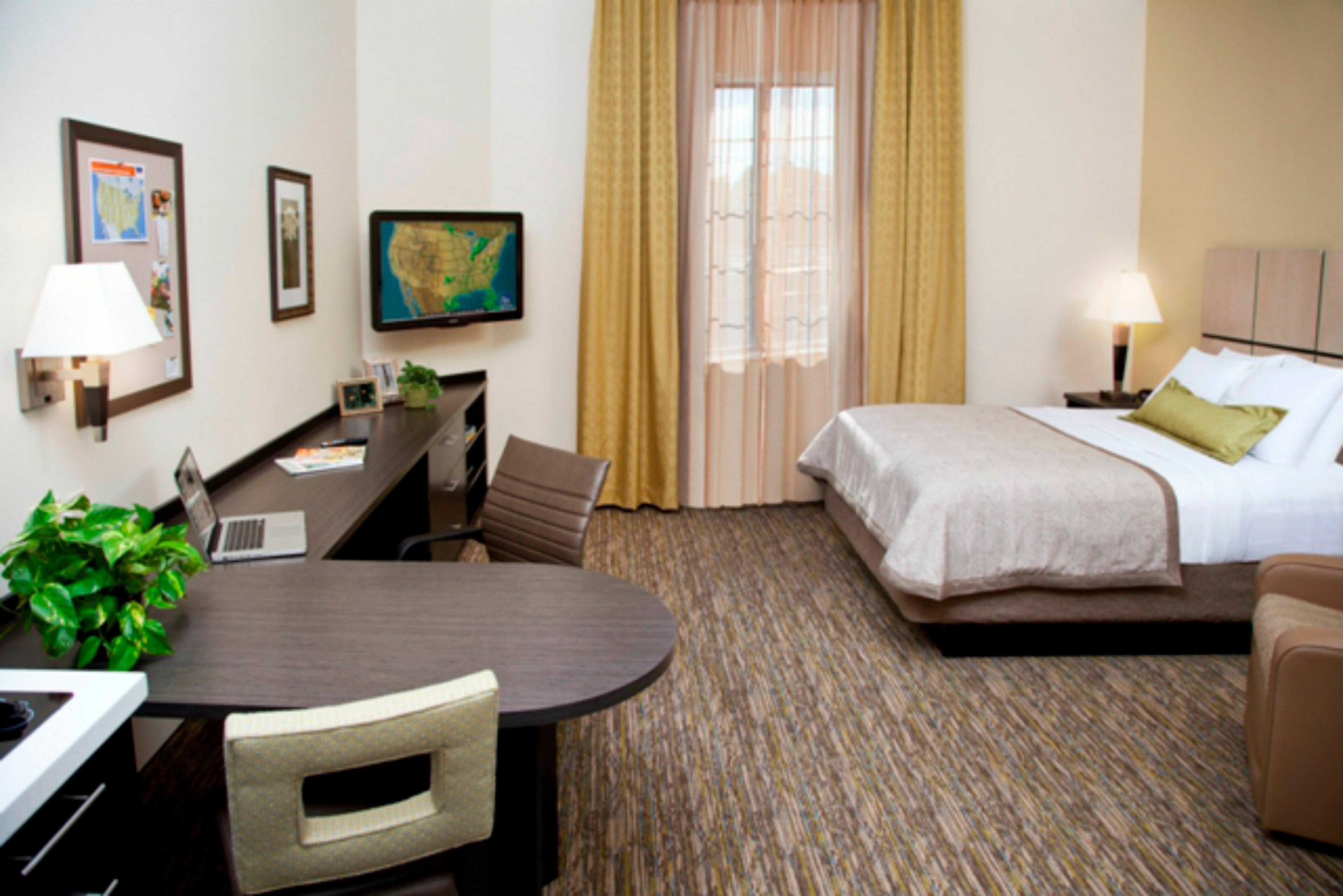 Candlewood Suites - Topeka West By Ihg Bagian luar foto