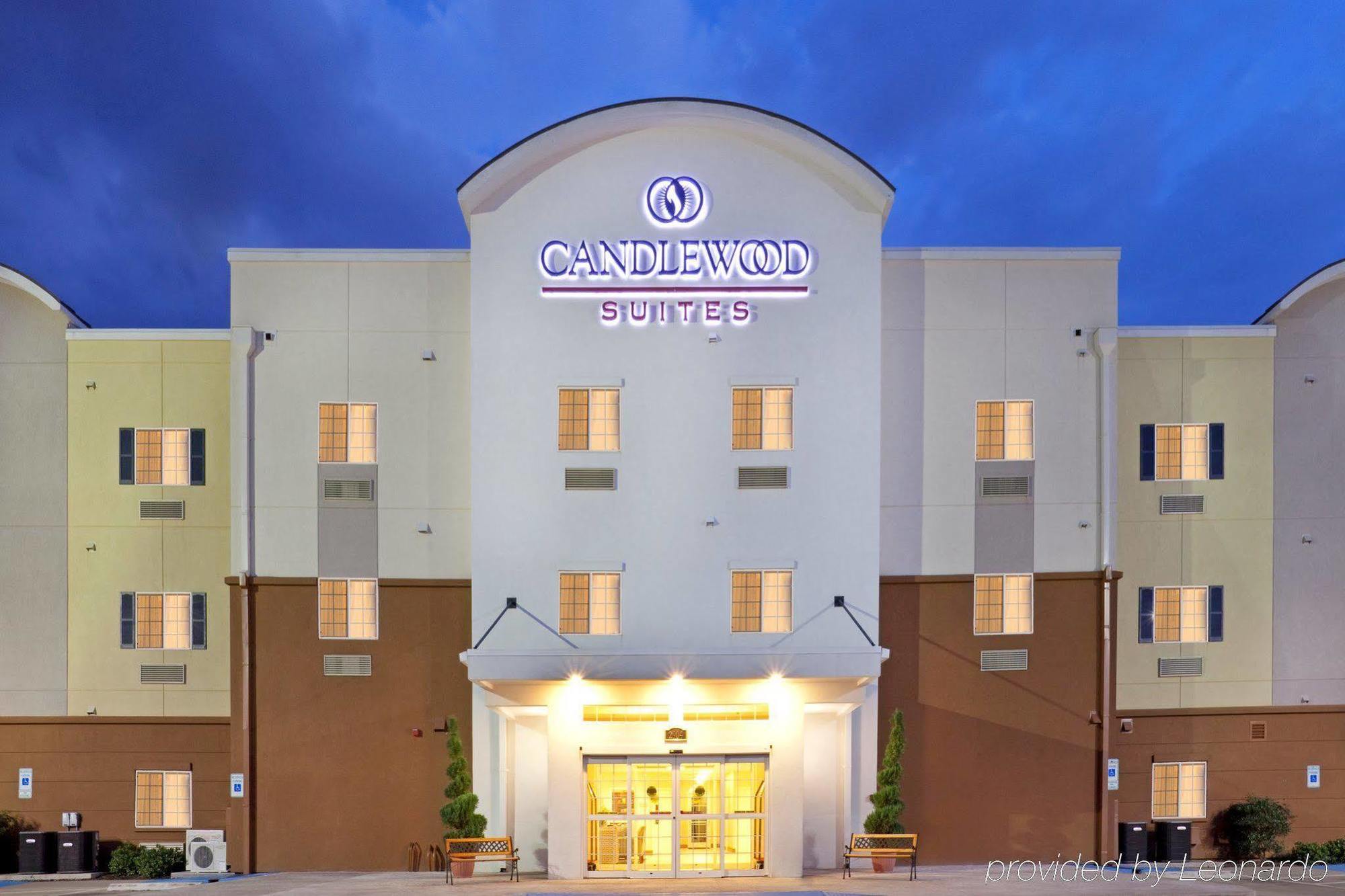 Candlewood Suites - Topeka West By Ihg Bagian luar foto